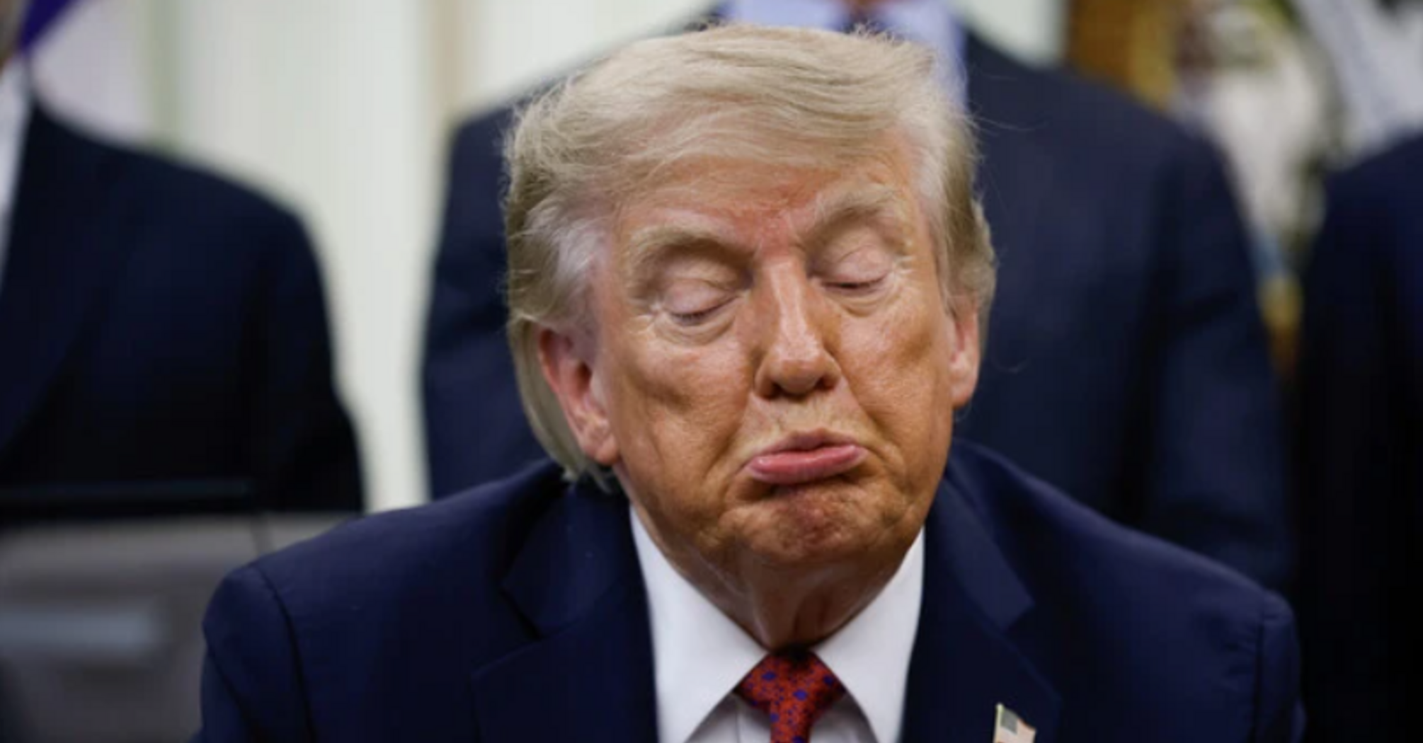 5000 долларов за поддержку Трампа: план перед выборами