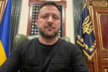 Зеленський: декларації повернуть для силовиків, які не воюють
