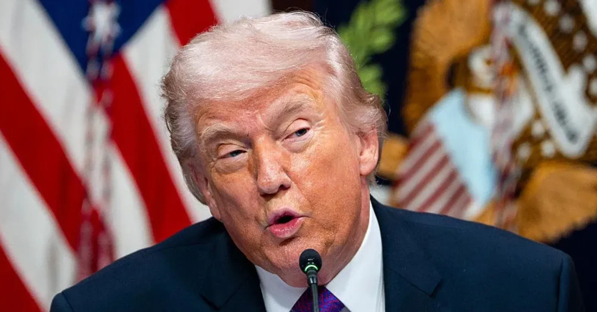 Трамп снова просил Зеленского не атаковали российские НПЗ – Axios