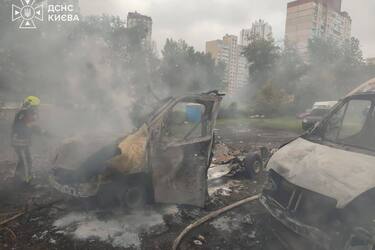 Российская армия атаковала Киев баллистикой: двое погибших, восемь раненых (фото)