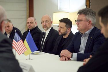 Зеленський зустрівся з керівниками компаній з Волл-Стріт: говорили про фінансування відбудови України