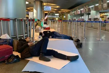 Вторую ночь подряд аэропорты Москвы приостанавливали работу после предупреждения Зеленского: подробности
